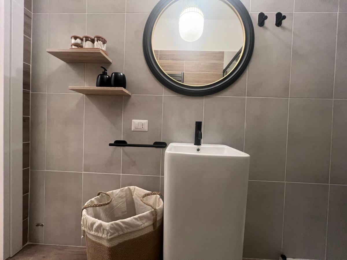 Regina Milano In Bocconi Apartman Kültér fotó