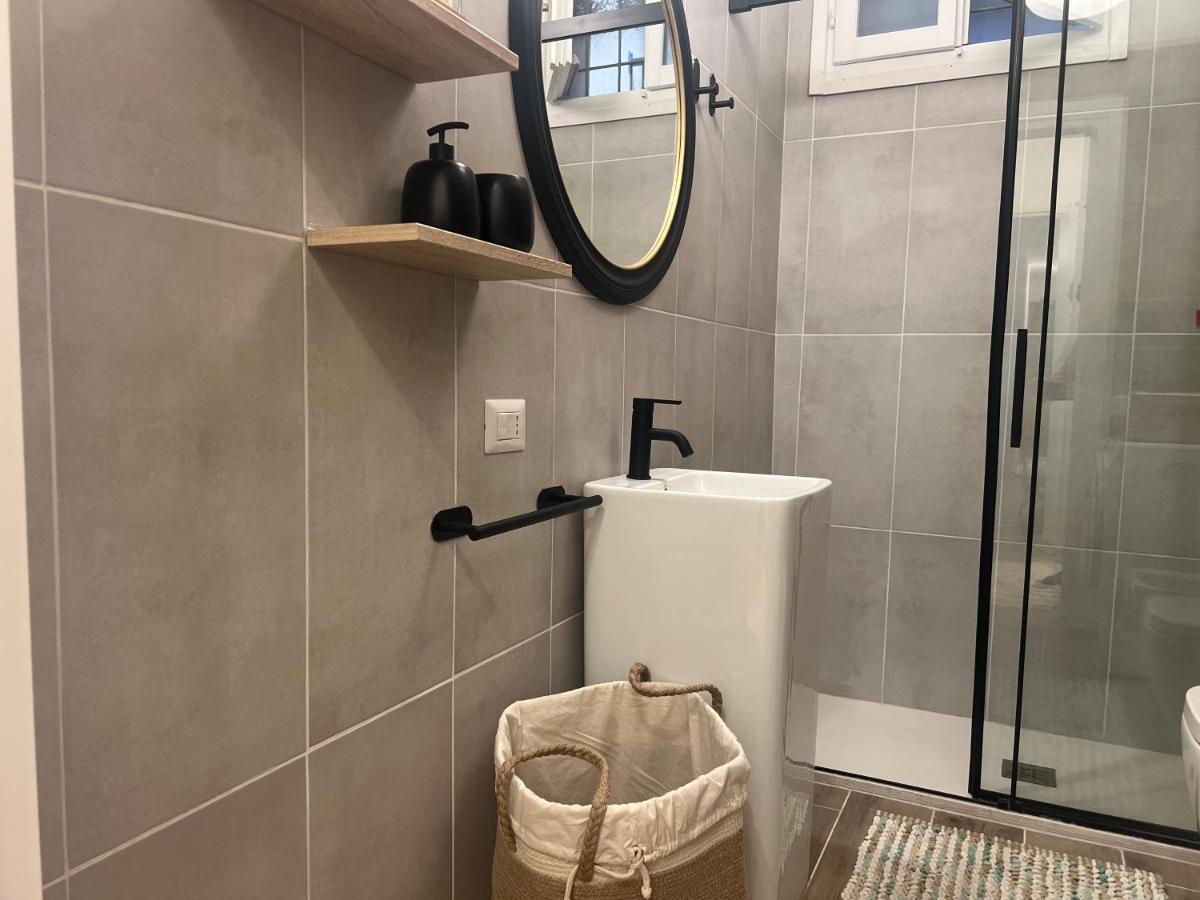 Regina Milano In Bocconi Apartman Kültér fotó